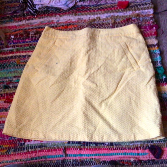 Textured yellow Skirt with pockets - Picture 1 of 2